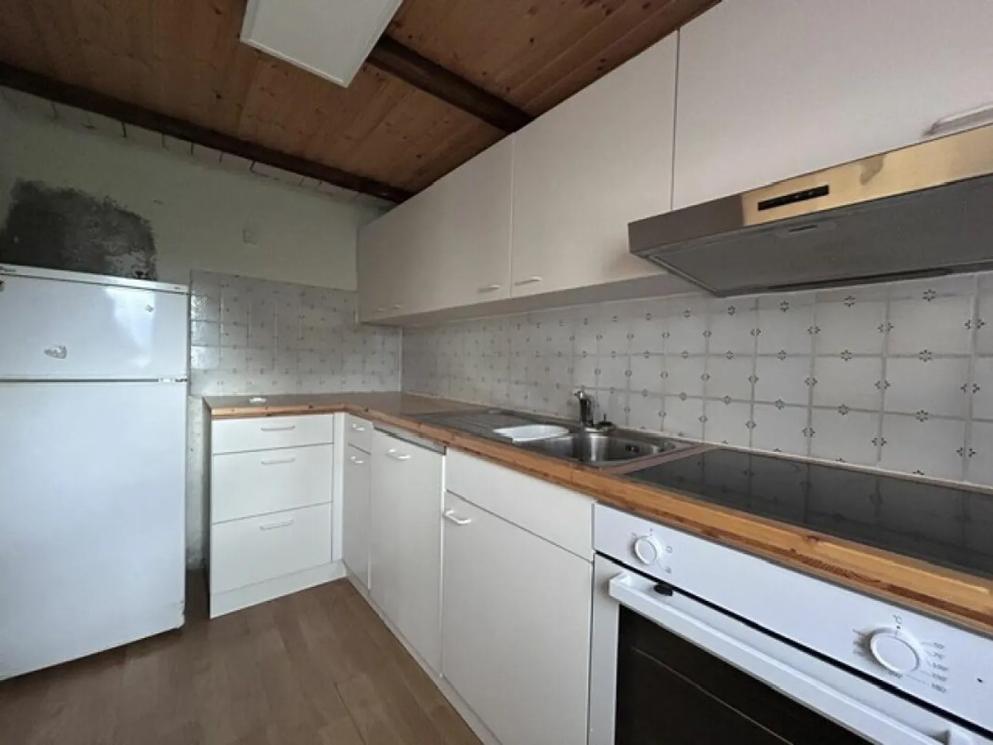 ZU VERMIETEN CHARAKTERISTISCHES RUSTIKAL / CHALET IN NANTE - ALTA LEVENTINA - Foto 7 von 13