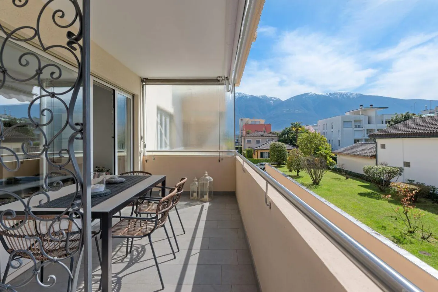 Au cœur d'Ascona, élégant et meublé 3.5 pièces avec piscine ... - Photo 1 sur 15