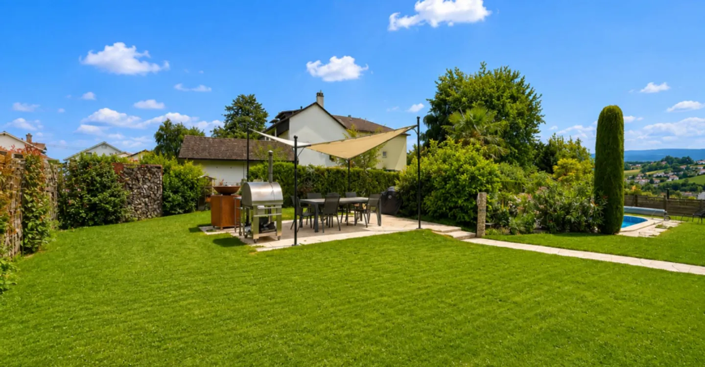 Individual villa with independent studio - Photo 11 of 13