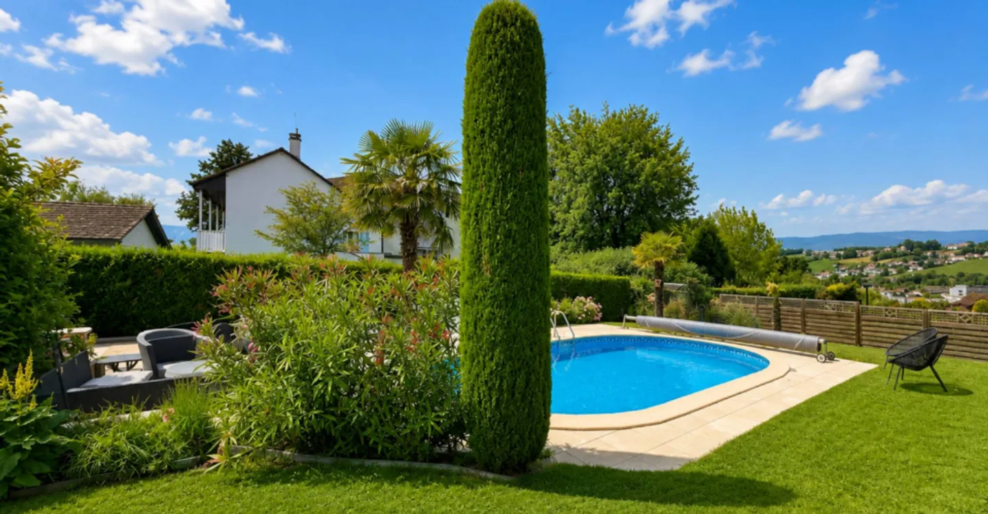 Individual villa with independent studio - Photo 12 of 13