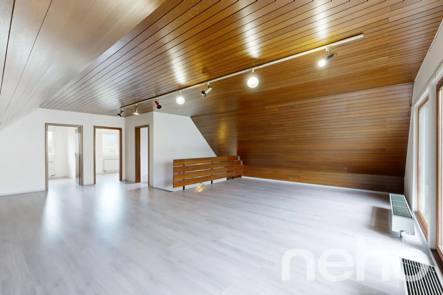 Charming house with large plot and great potential - Photo 7 of 13