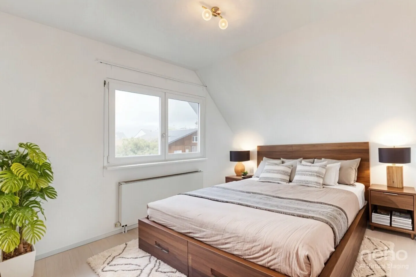 Charming house with large plot and great potential - Photo 10 of 13