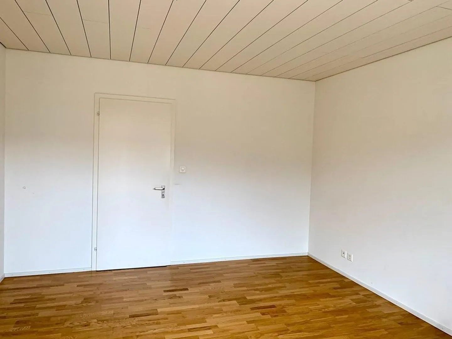 Appartement spacieux et beau au centre-ville - Photo 7 sur 11