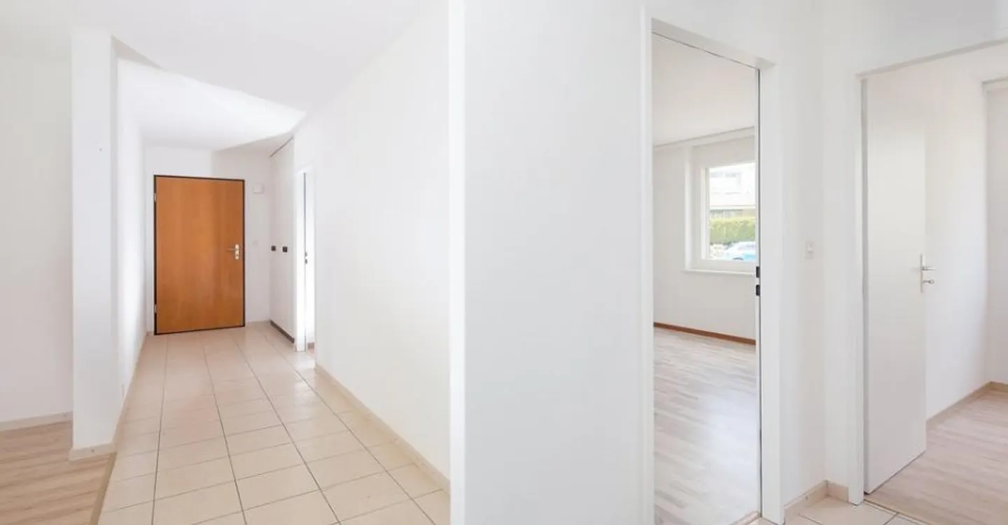 Geräumige Wohnung mit viel Platz und Licht - Foto 5 von 8