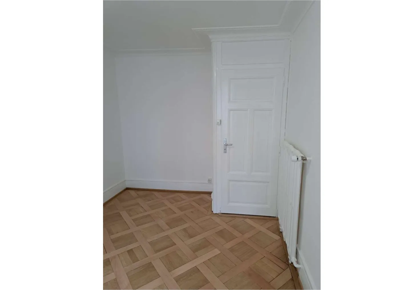 Appartement Charmant au Parc la Grange - Photo 2 sur 6