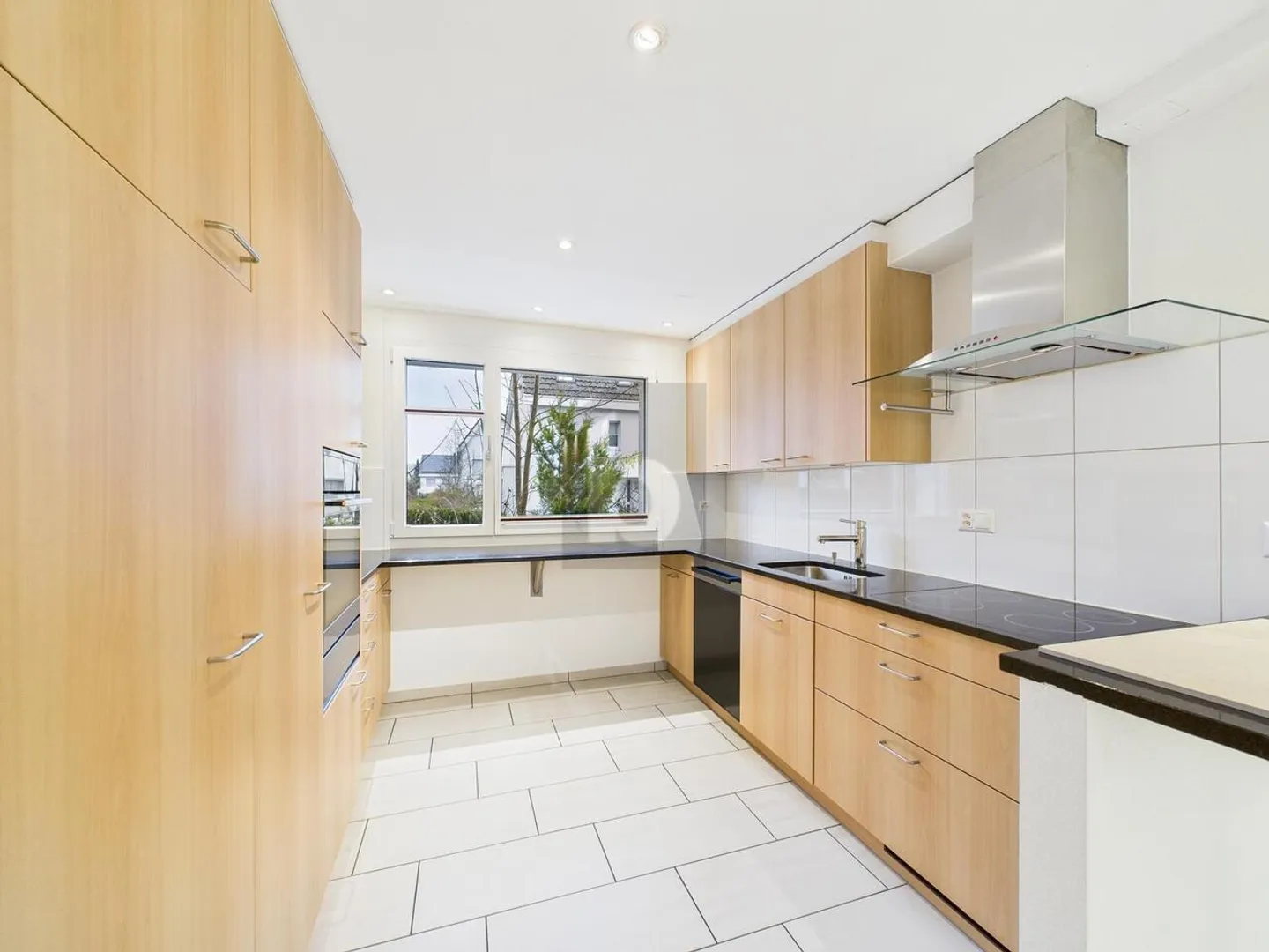 INFERNO, TRANQUILLO, ADATTO ALLE FAMIGLIE - Foto 2 di 6