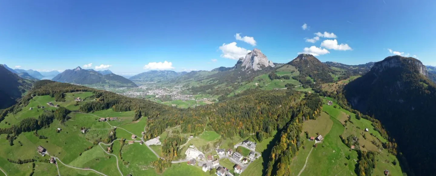 Terrain à bâtir en pleine nature, en pente avec vue - Photo 3 sur 6