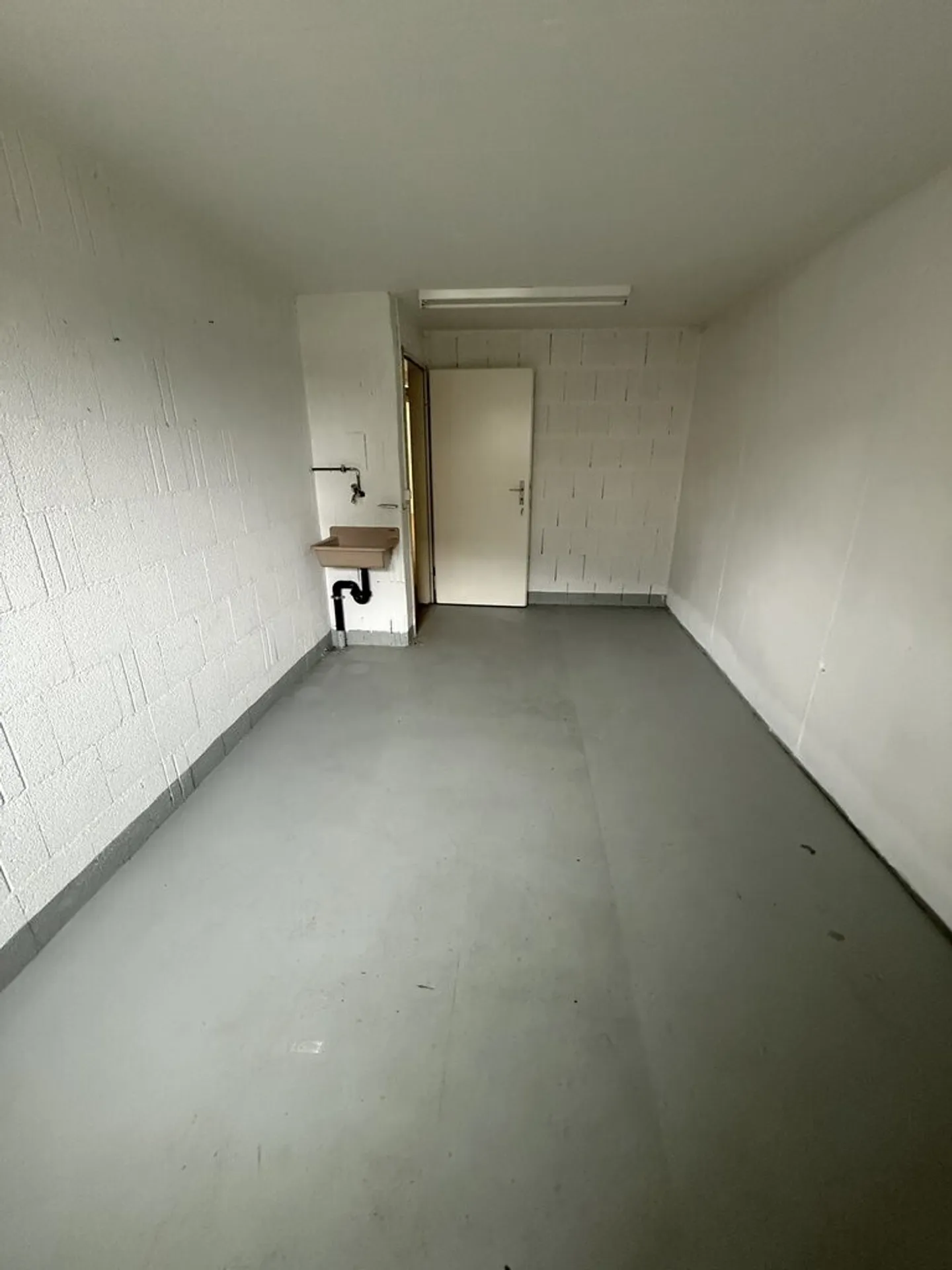 Immobile in affitto - Foto 2 di 3