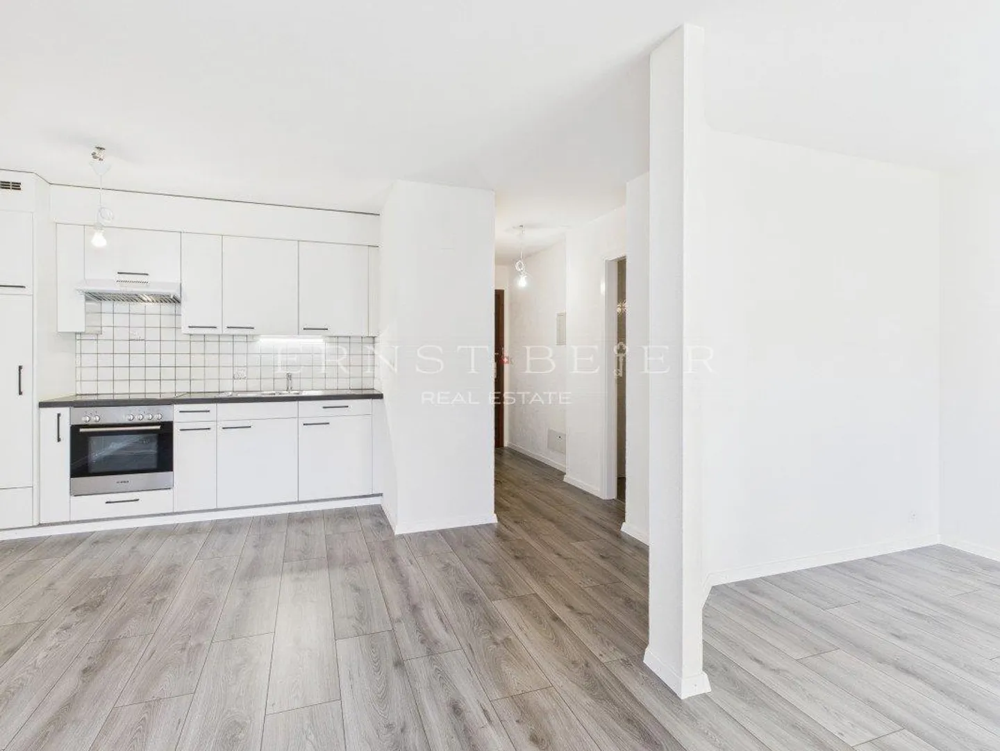 Opportunità: studio con terrazza/giardino - Foto 2 di 7