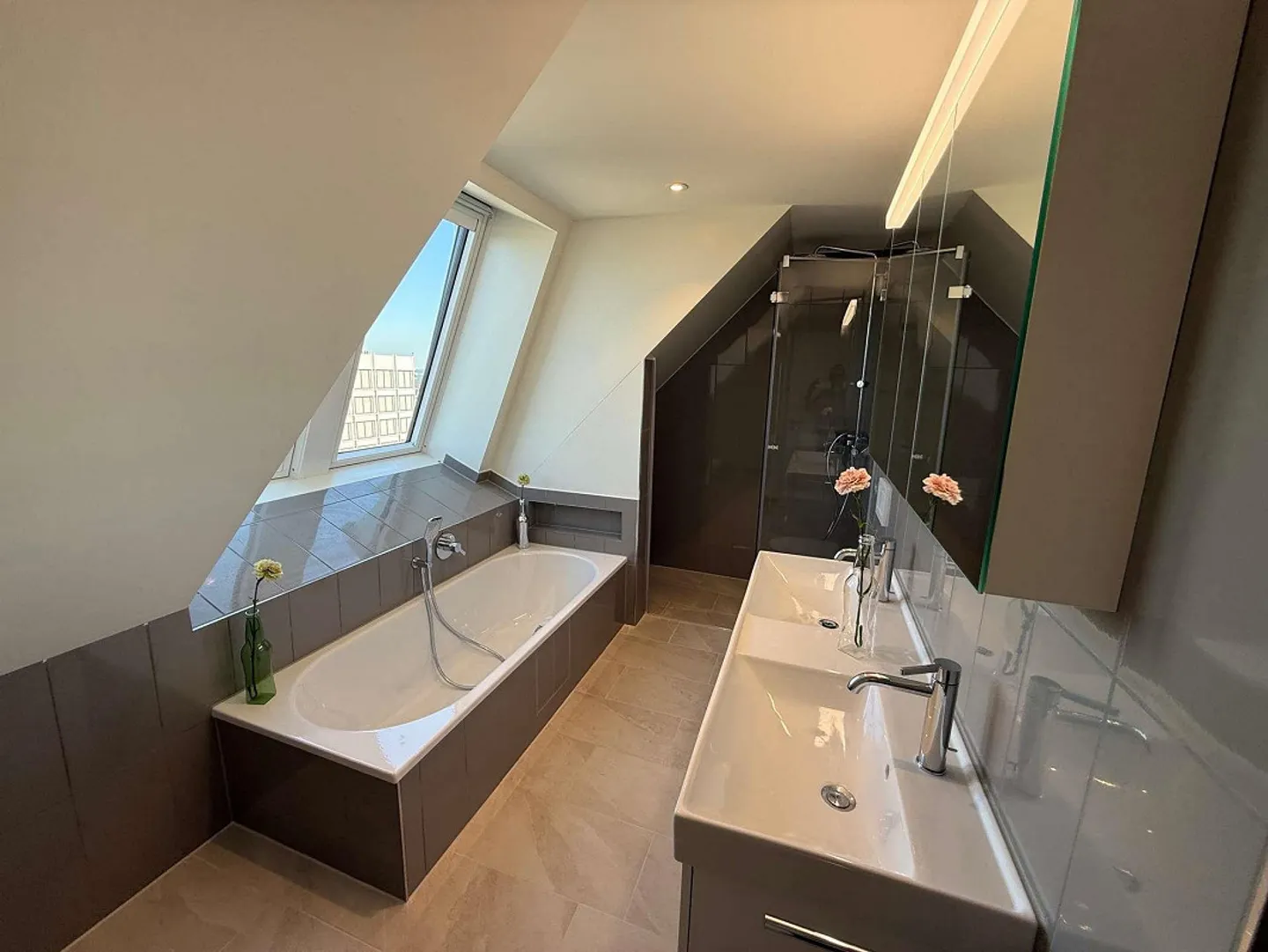 Wunderschöne Triplexwohnung mit Terrasse - Foto 8 von 11