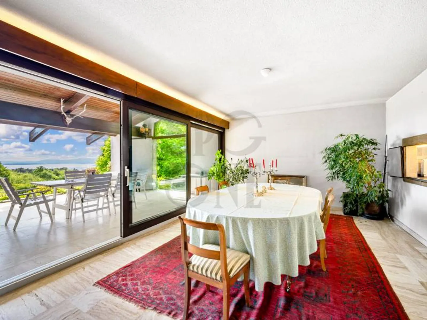 Villa Incantevole con Vista Lago - Foto 3 di 6
