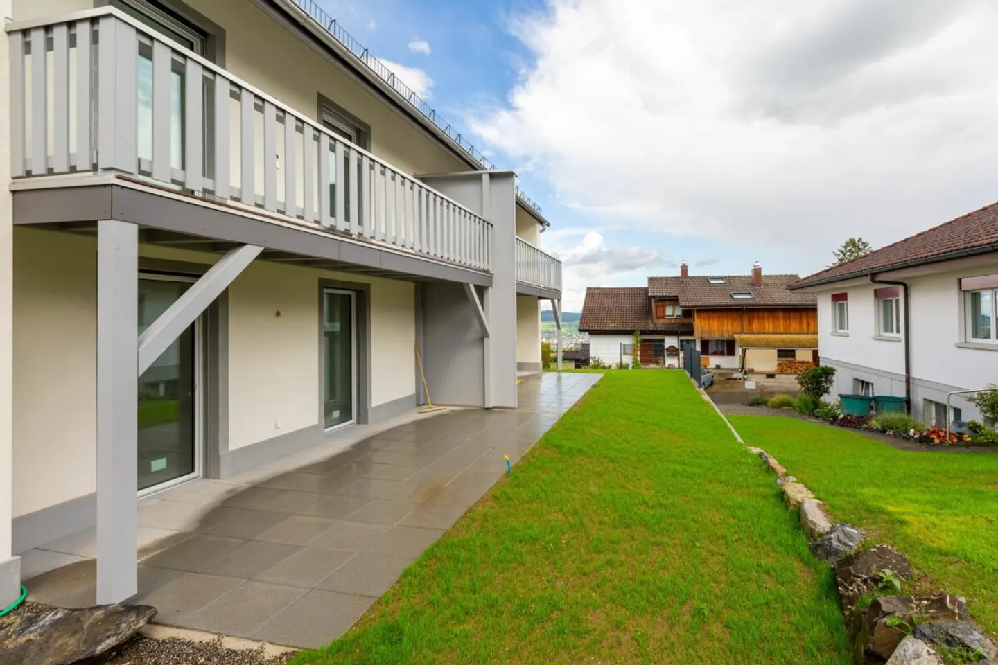 Casa singola in affitto - Foto 4 di 9