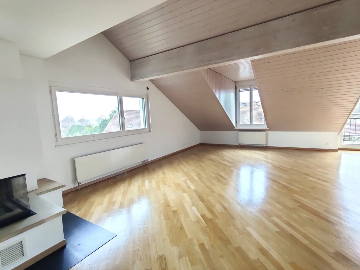 Superbo appartamento di 6 stanze all'ultimo piano - Foto 12 di 14