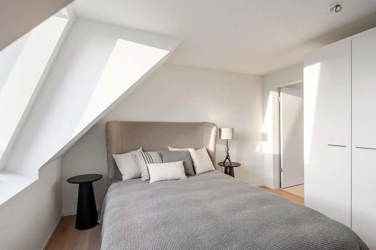 Oasi Penthouse Urbana con Servizi Alberghieri - Stile di Vita al Massimo Livello - Foto 6 di 11