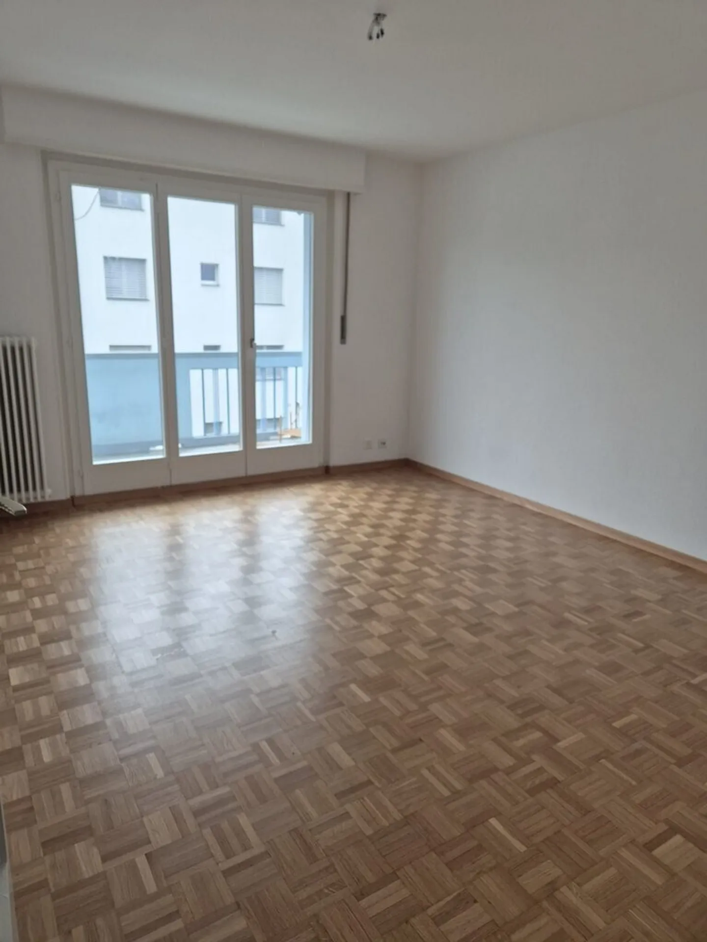 Charming apartment in Monthey! - Photo 3 of 8