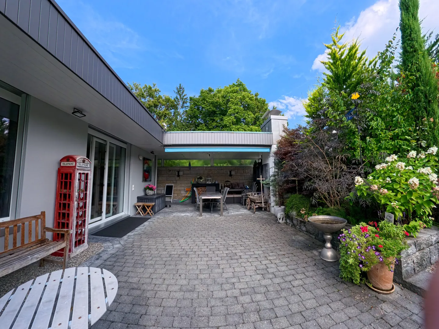 Beautiful and spacious villa - Photo 17 of 20