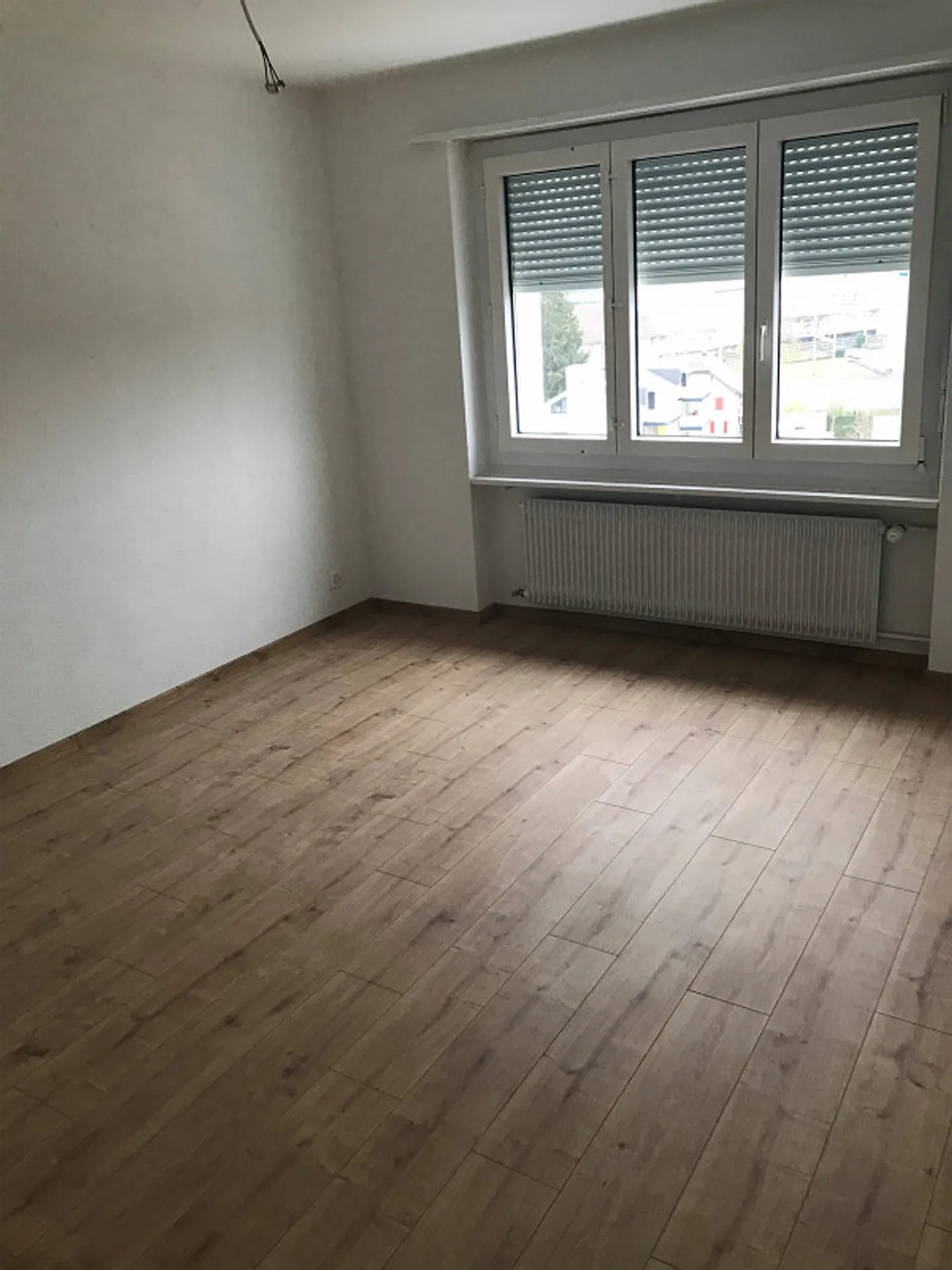 Bellissimo appartamento ristrutturato di 4,5 stanze, 7° piano, balcone, con vista panoramica! - Foto 4 di 16