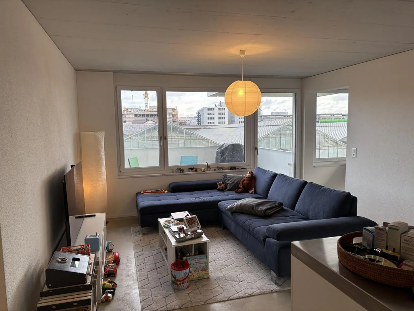 Moderne 4.5 Zimmerwohnung - Foto 4 von 12