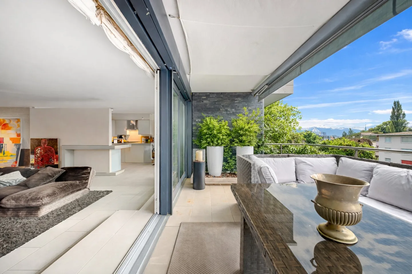 Beautiful turnkey apartment with terrace and garden - Pully Sud - Photo 2 of 10