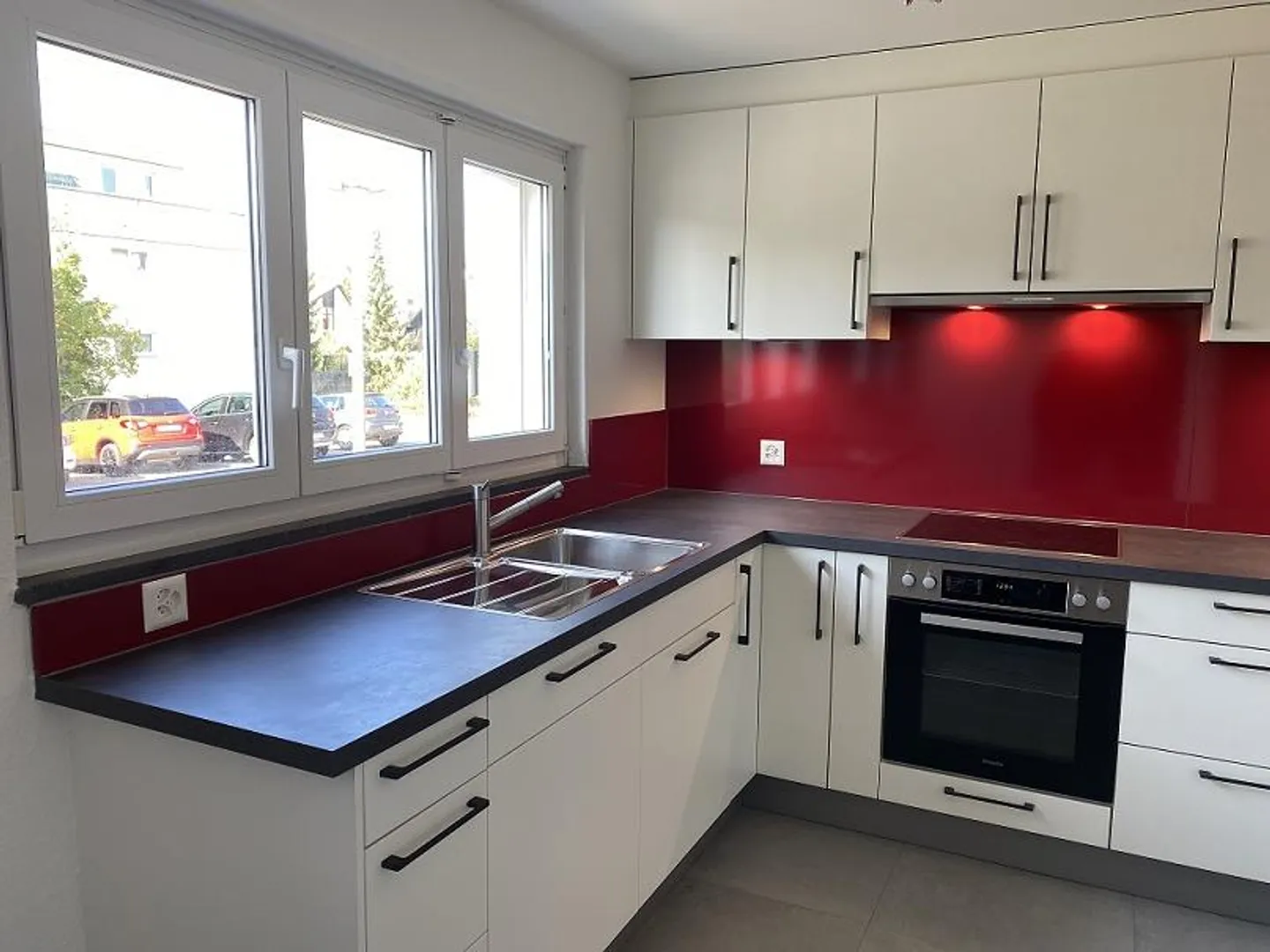 Bella casa a schiera d'angolo - Foto 6 di 17