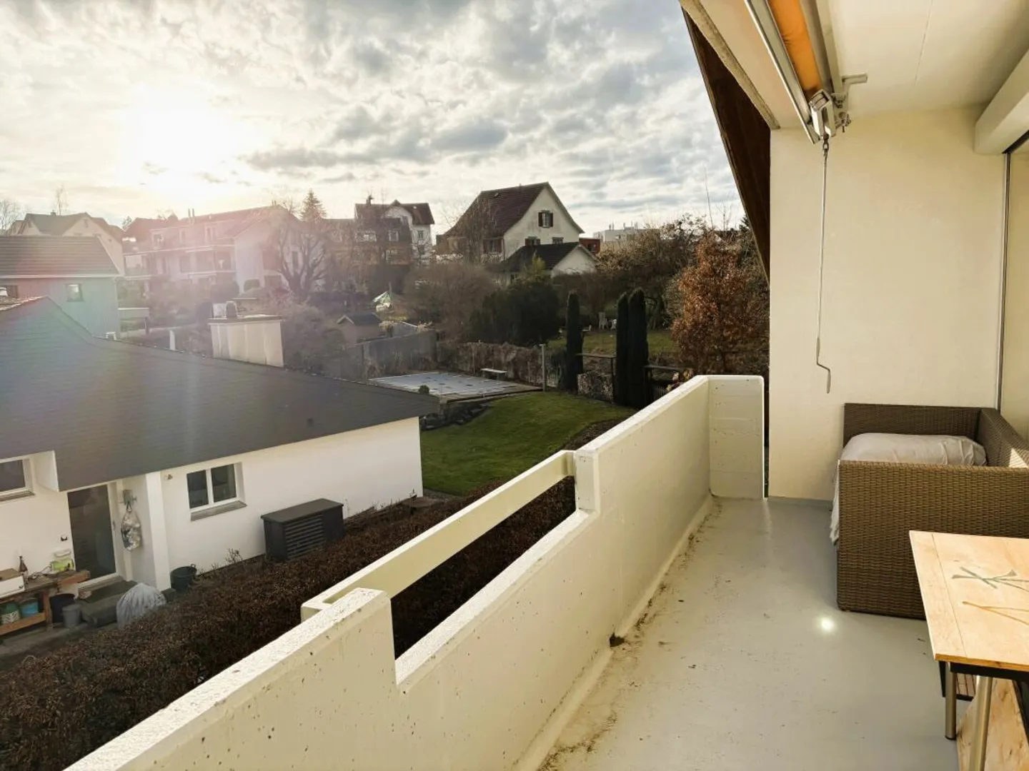 Well-maintained 4-room attic apartment - Photo 9 of 10