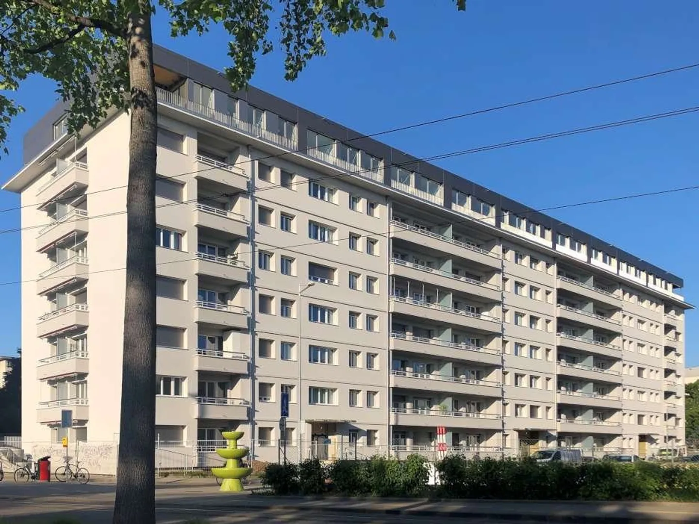 Ampio appartamento di 7 stanze - Foto 1 di 7