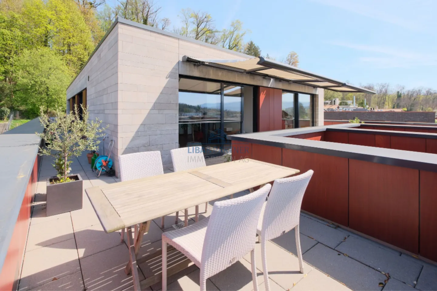 Appartamento attico esclusivo su Bruderholz con vista panoramica - Foto 12 di 13