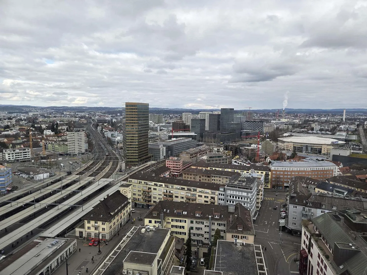 Mezzanine moderno di 1,5 stanze con vista panoramica - Foto 1 di 8