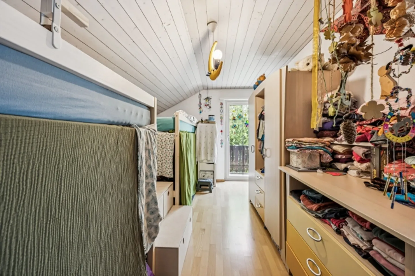 Family-friendly house with large garden paradise - Photo 12 of 13