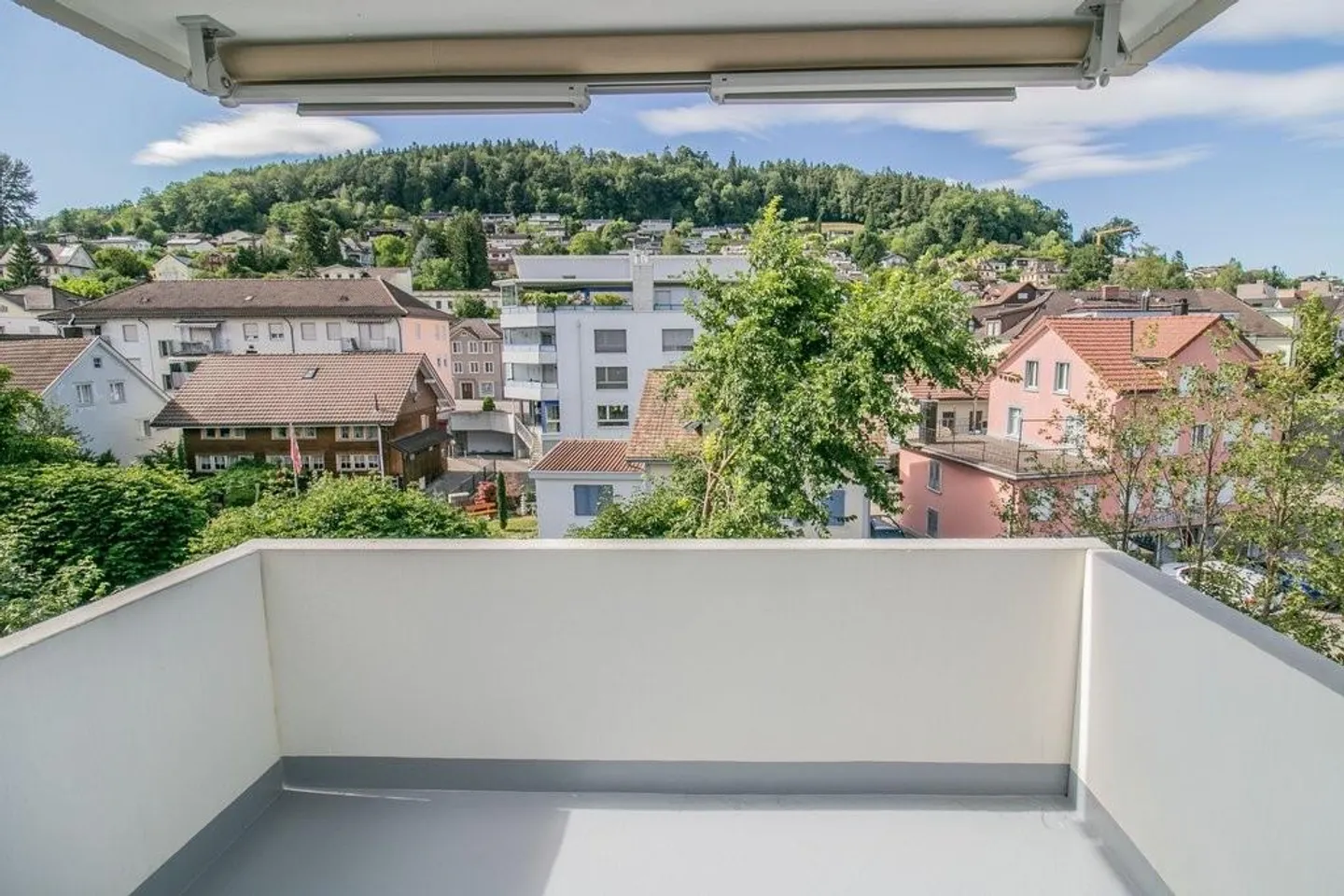 Moderne 1.5 Zimmer-Wohnung in Oberuzwil - Foto 4 von 4