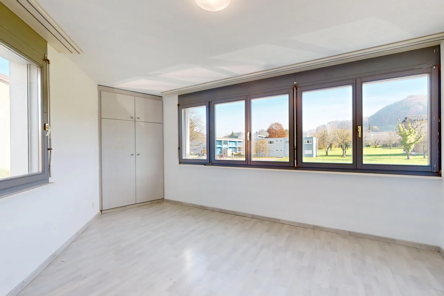 Maison moderne avec terrasse - Photo 7 sur 10