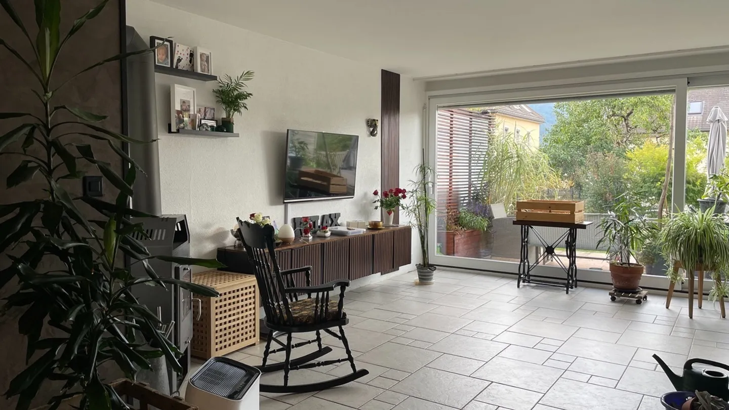 Maison contiguë 4.5 pièces - Photo 6 sur 13