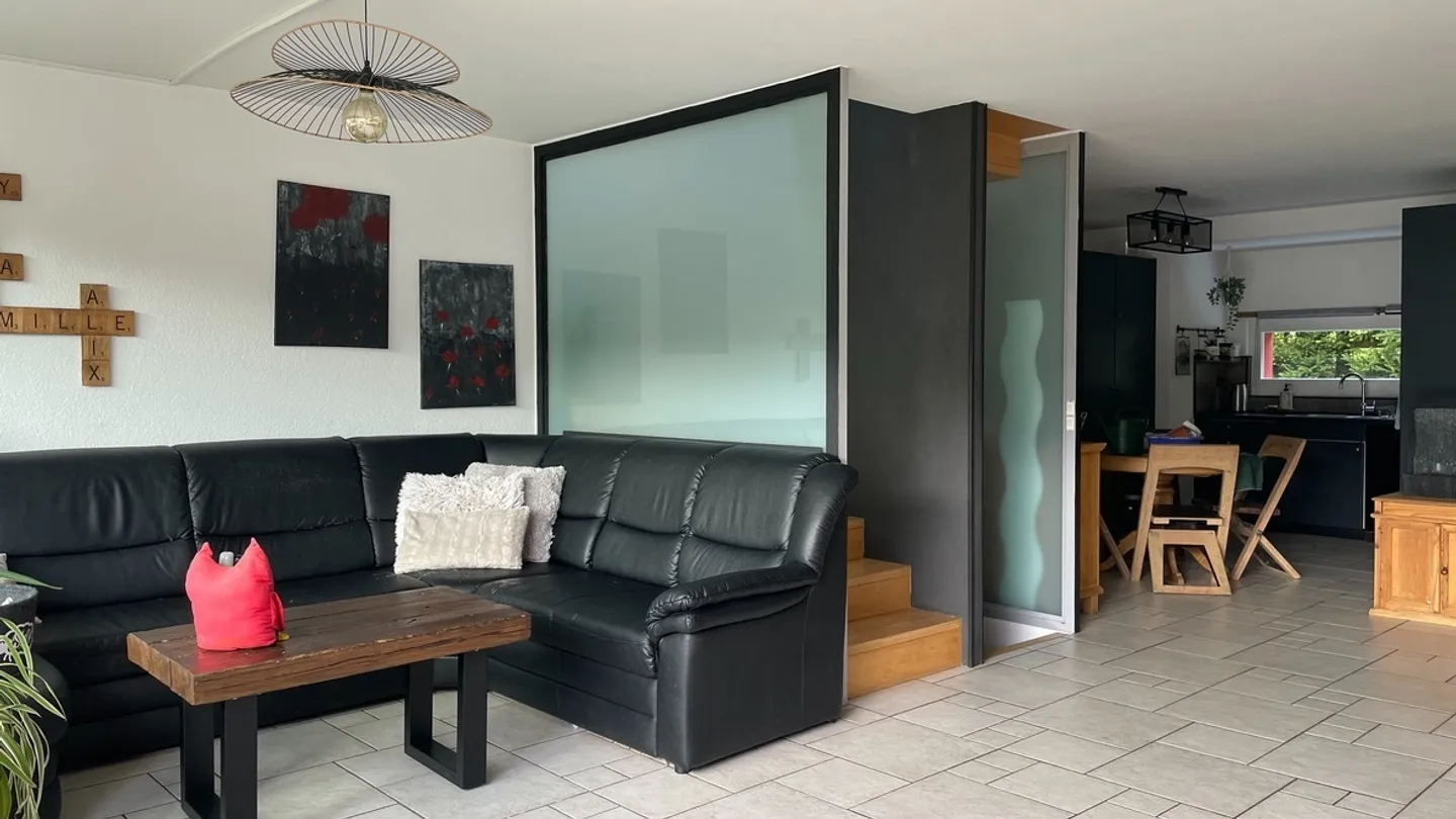 Maison contiguë 4.5 pièces - Photo 8 sur 13