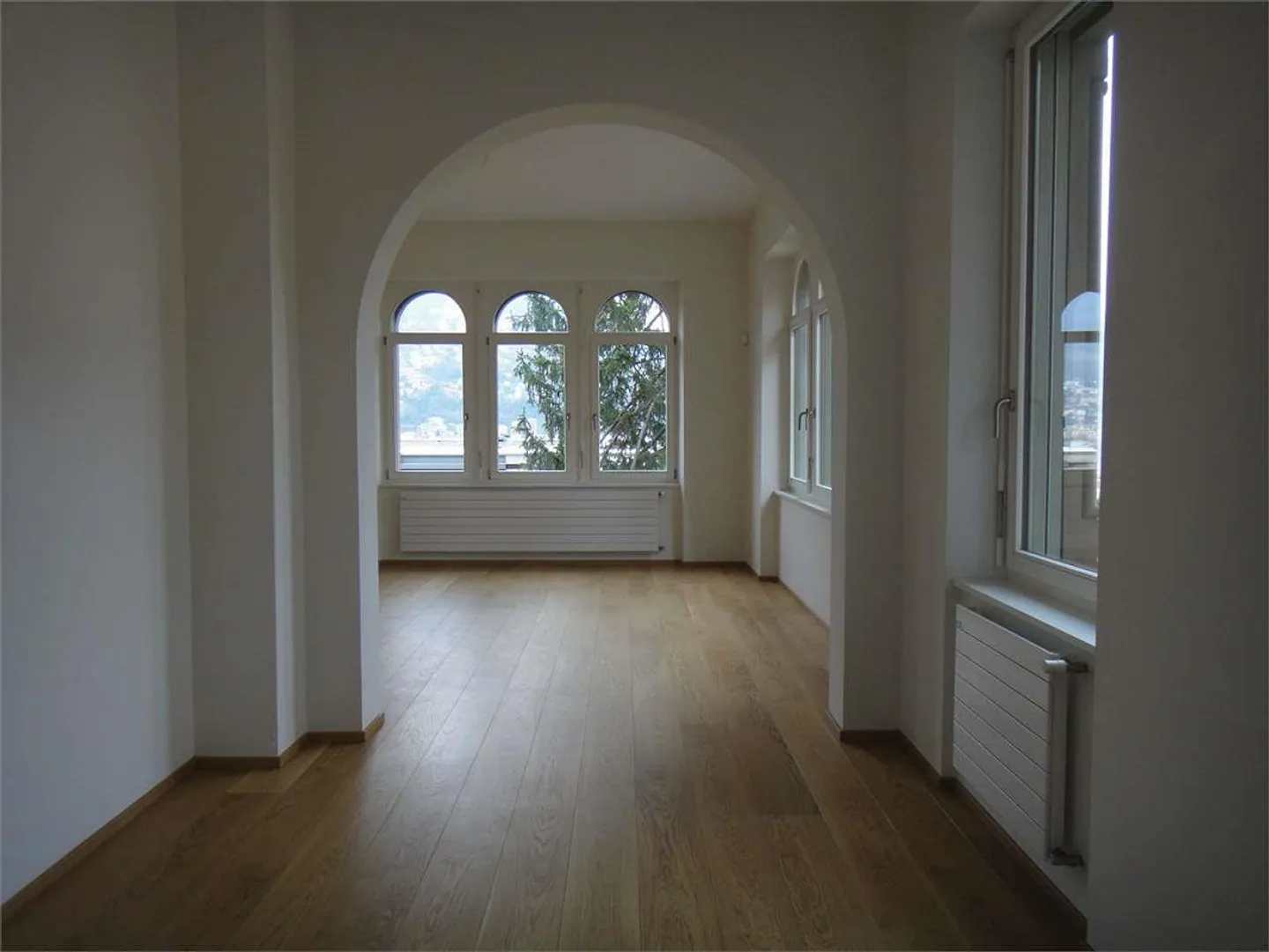 Lugano Centro, Duplex di 5.5 Locali in una Villa Storica - Foto 5 di 13