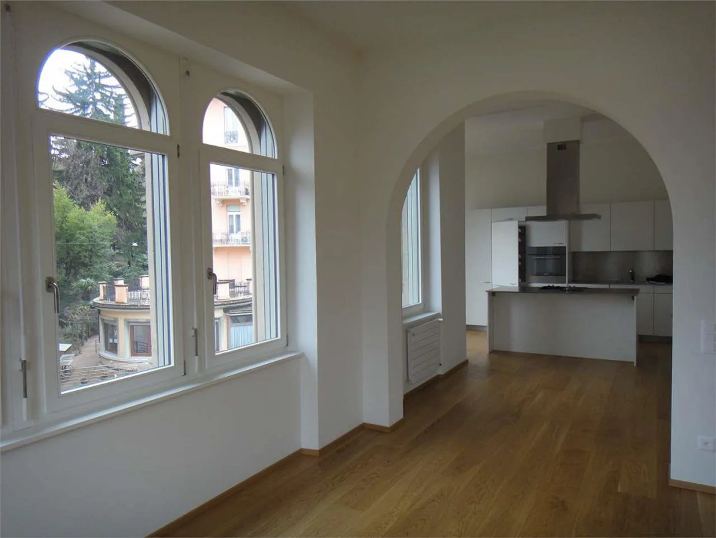 Lugano Centro, Duplex di 5.5 Locali in una Villa Storica - Foto 6 di 13