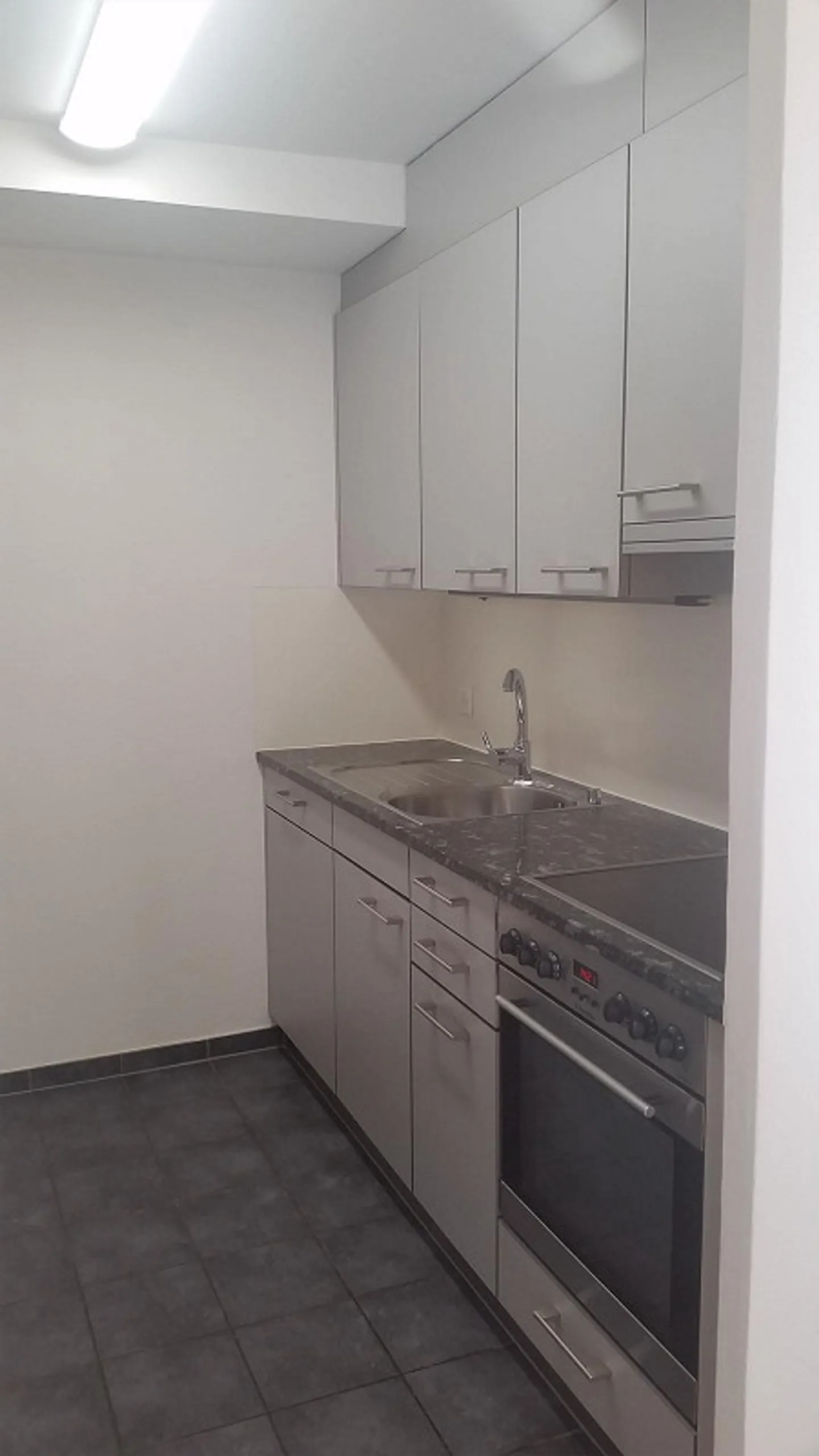 Sunny and Quiet 4.5 Room Apartment - Photo 2 of 4