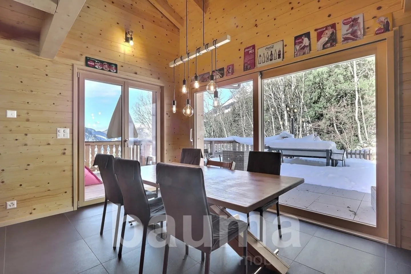 Chalet con due appartamenti - Foto 4 di 13