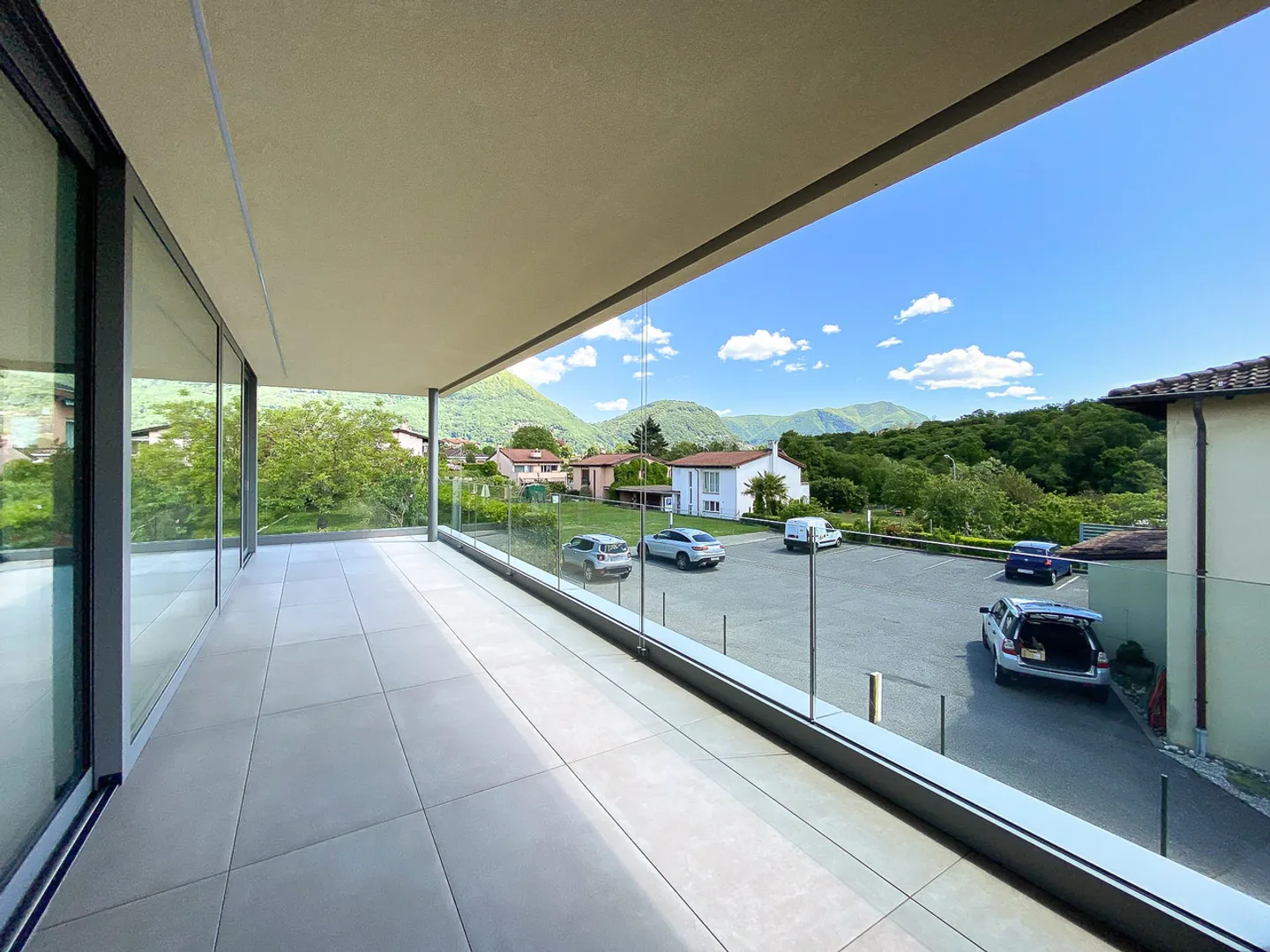 Moderne 3.5 pièces dans une nouvelle résidence - Photo 5 sur 7