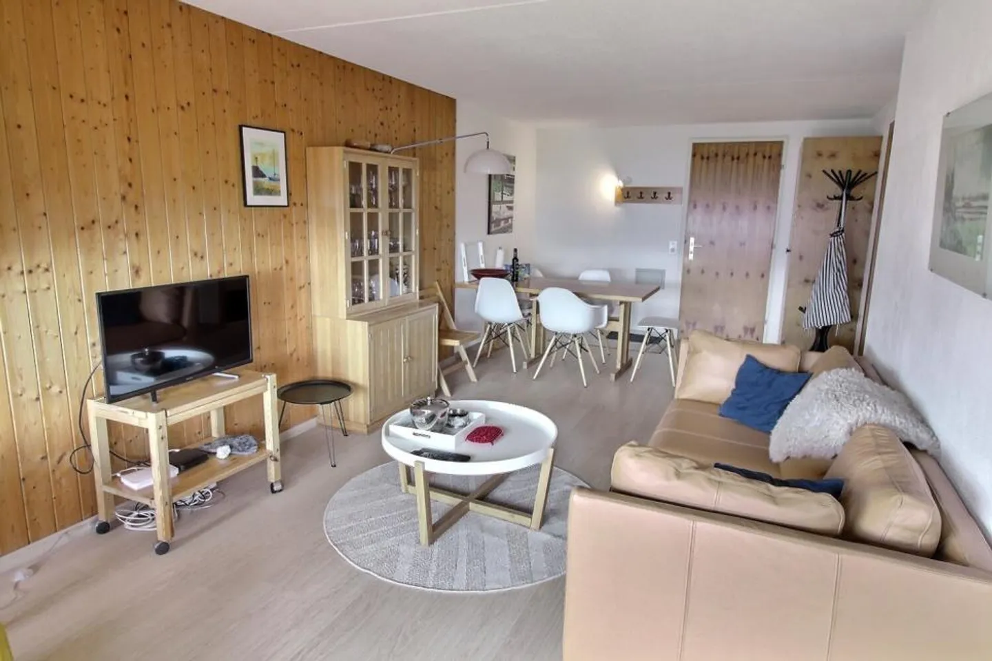 Apartment for rent for the week in the cable car section - Photo 3 of 10