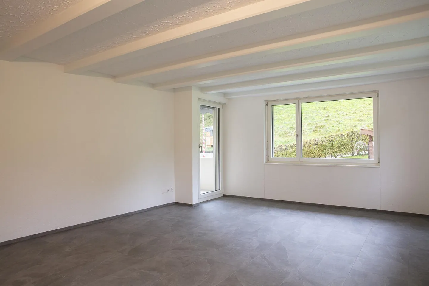 Modern 5.5-Room Apartment in Schötz - Photo 1 of 14