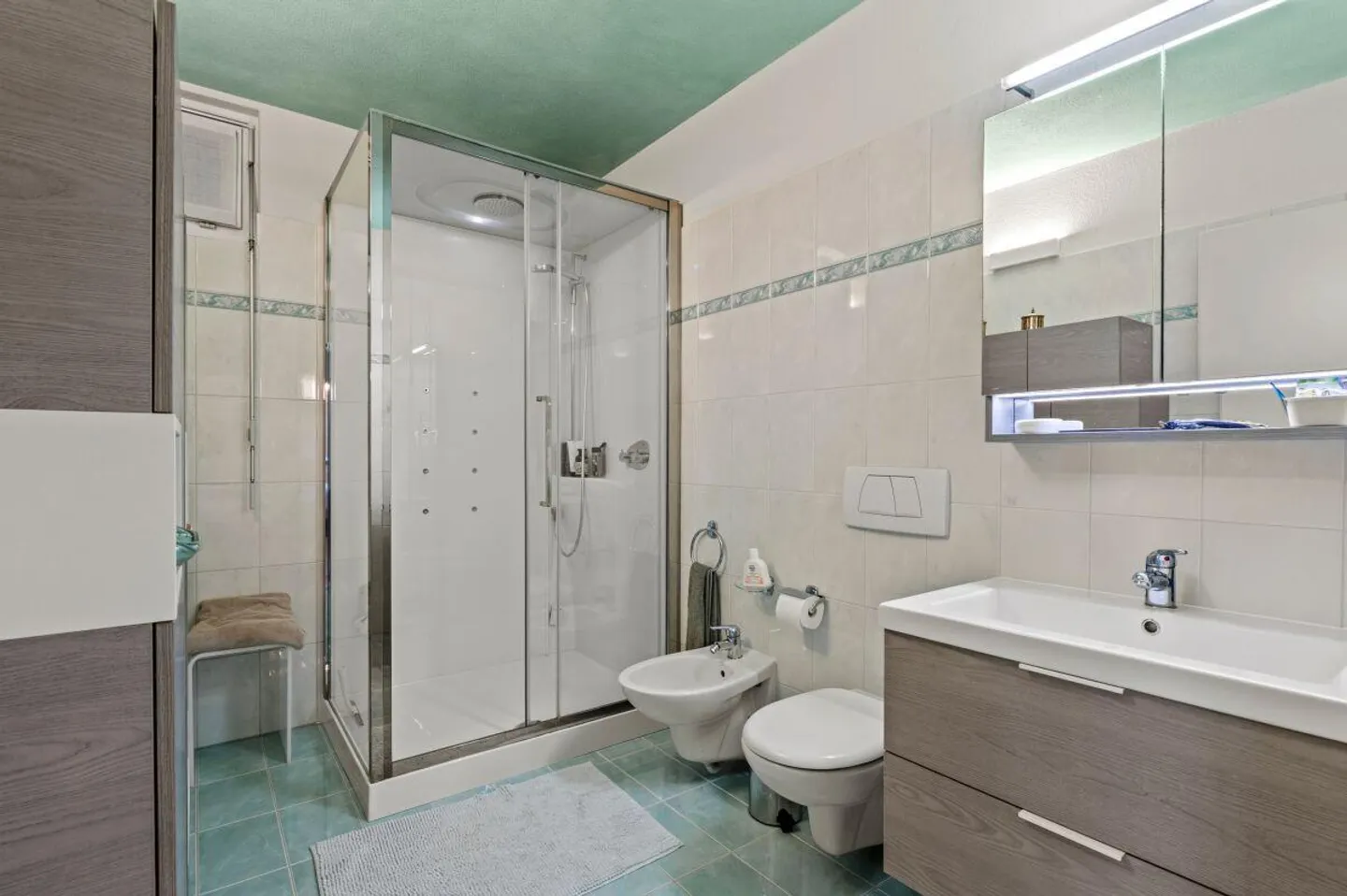 Esclusiva Casa vista lago a 180° | Exclusive house surrounded by na... - Foto 15 von 16