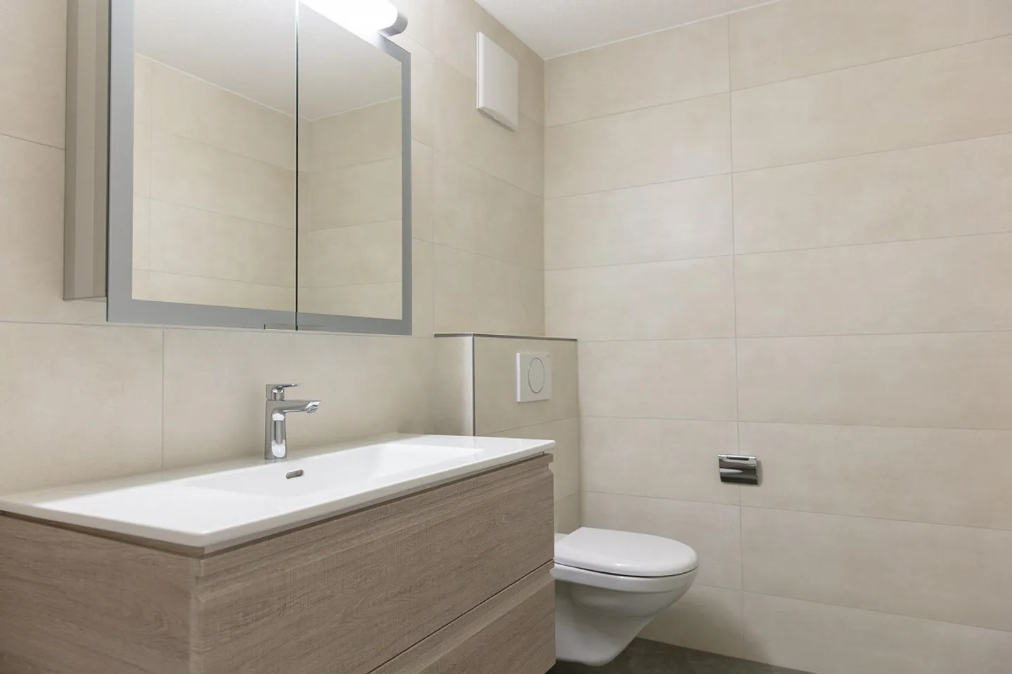 Modern 5.5-Room Apartment in Schötz - Photo 10 of 14