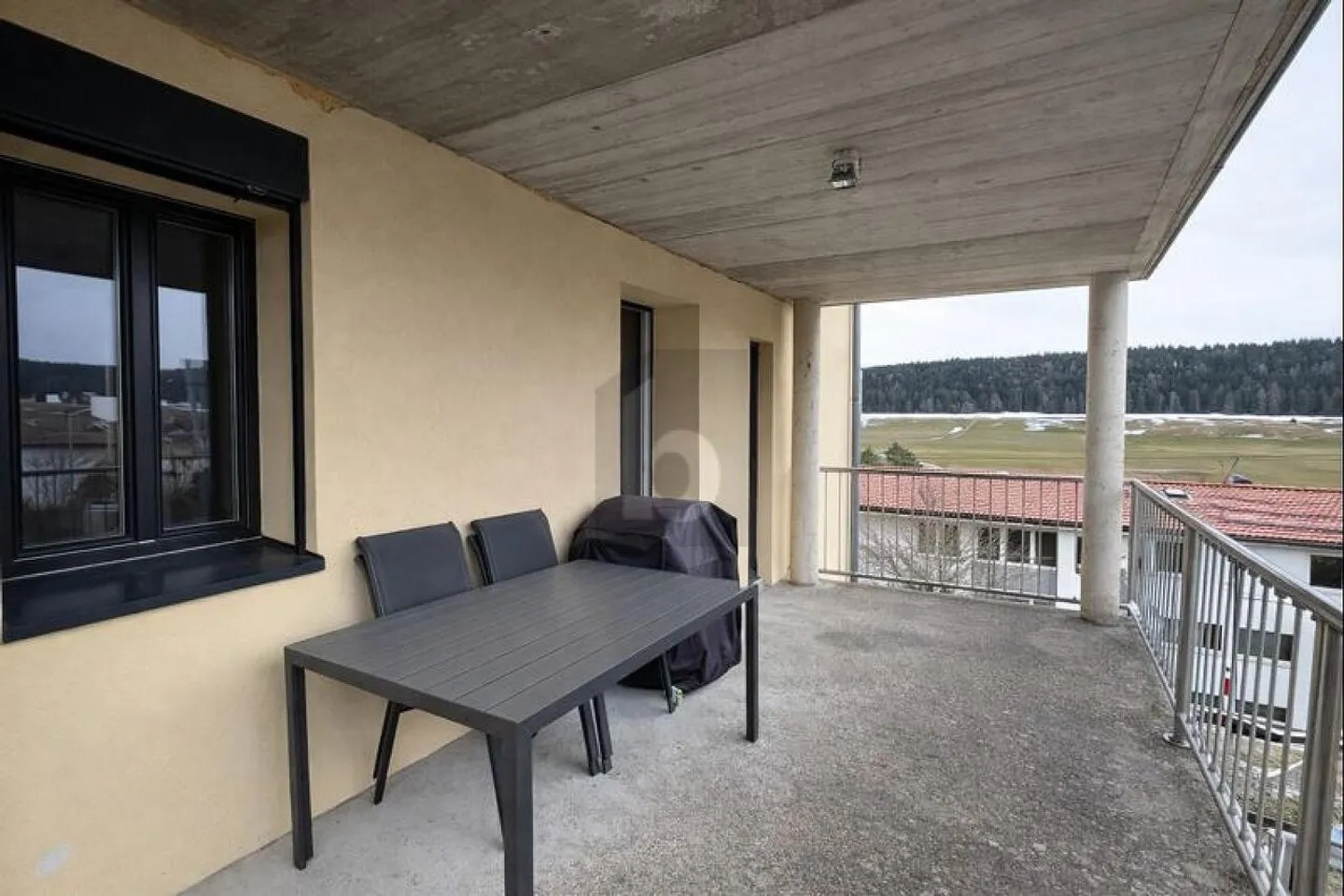 SCHÖNE AUSSICHT IN RUHIGER LAGE - Foto 1 von 6