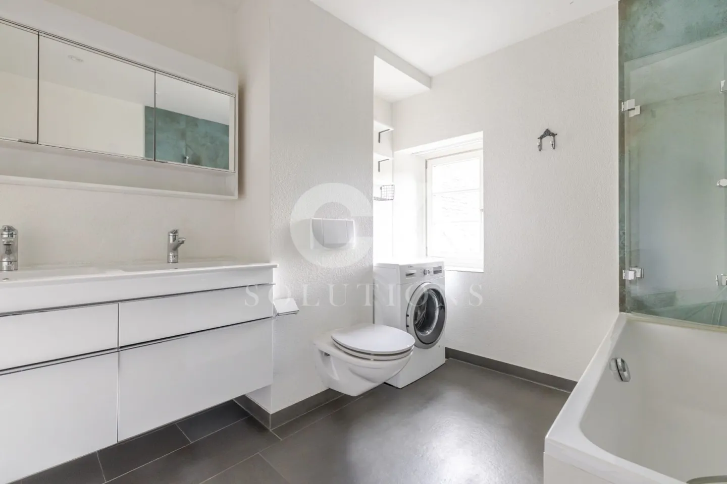 Incantevole appartamento maisonette di 4,5 stanze con galleria: Spazio abitativo aperto, idilliaco e centrale - Foto 9 di 12