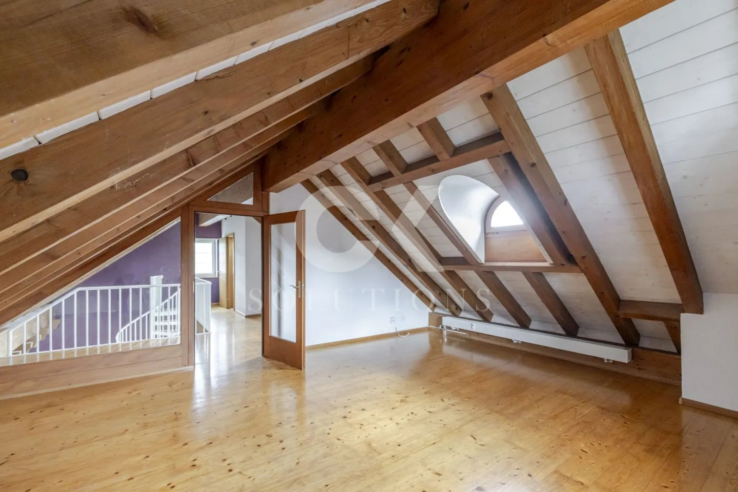 Incantevole appartamento maisonette di 4,5 stanze con galleria: Spazio abitativo aperto, idilliaco e centrale - Foto 10 di 12