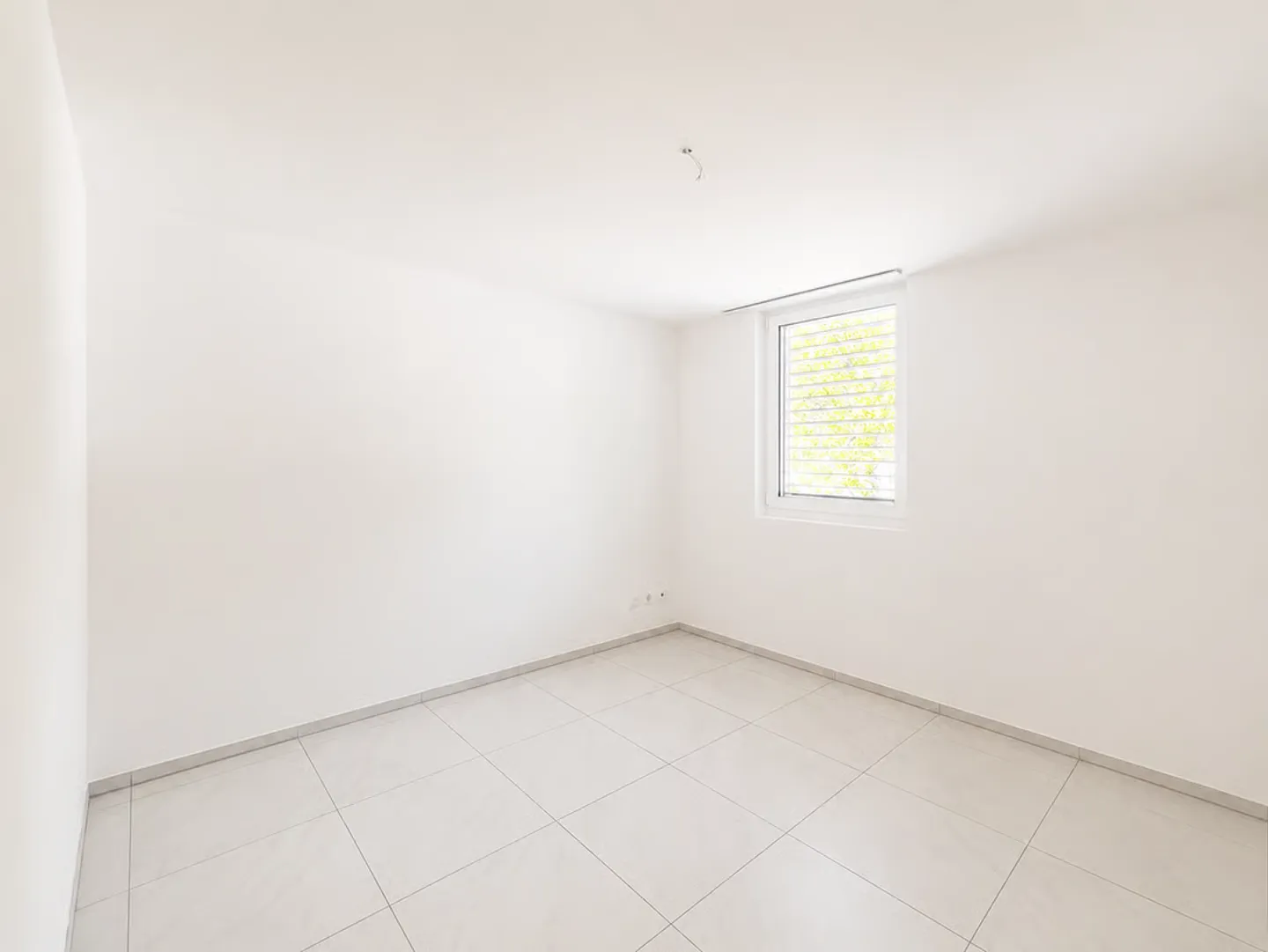 RIVERA - 4,5 Zimmer mit Terrasse zu vermieten - Foto 9 di 12