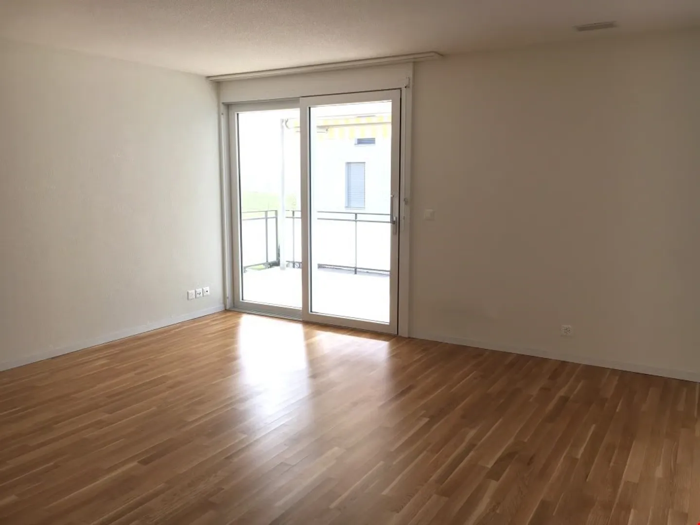 Appartement moderne de 3,5 pièces avec balcon - Photo 5 sur 10
