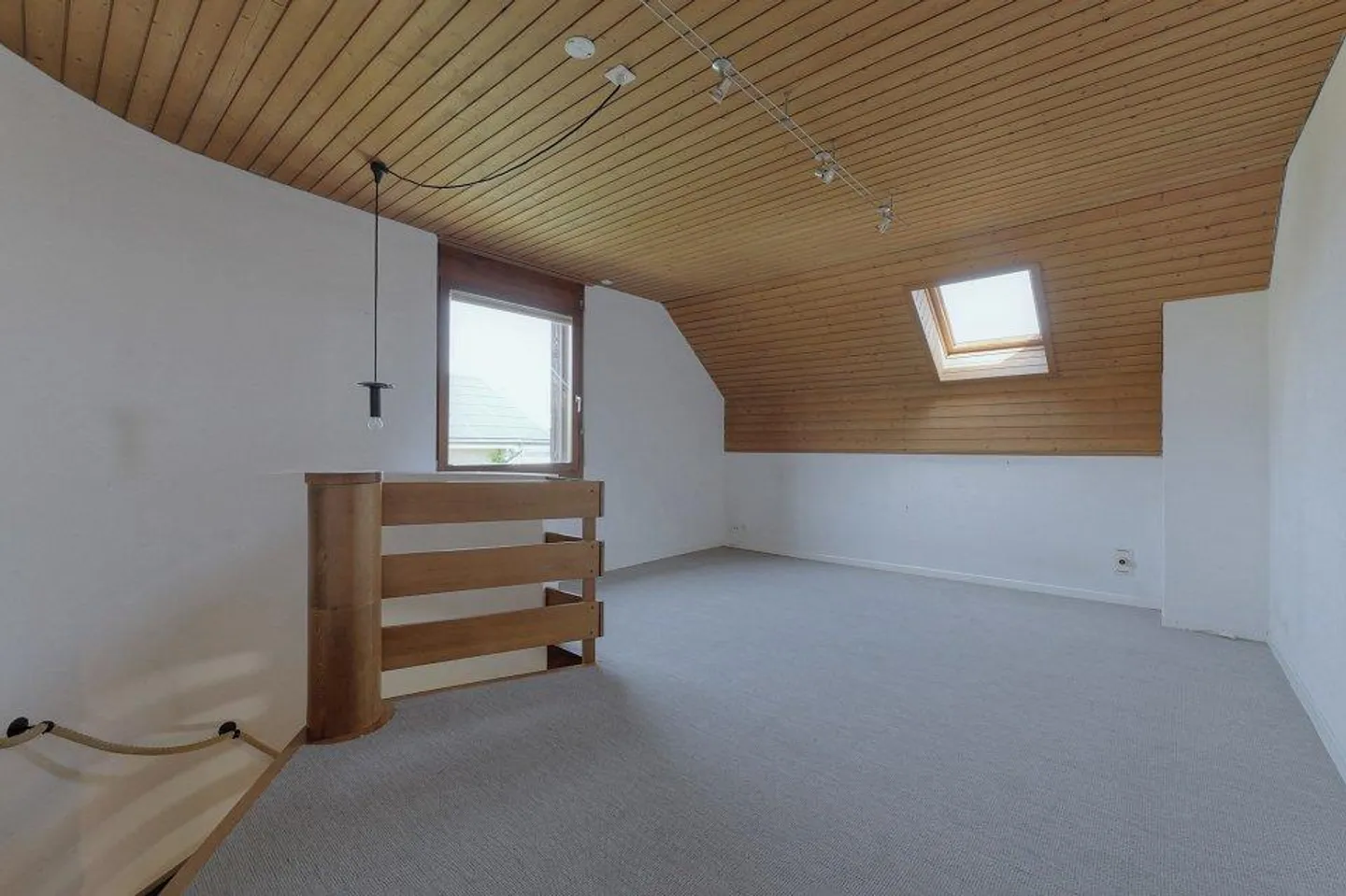 5½-Zimmer Einfamilienhaus mit Gestaltungsspielraum und Garten - Foto 7 von 13