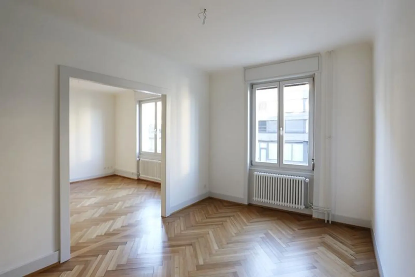 Appartamento attraente con 4 camere in un edificio storico ristrutturato direttamente al Voltap... - Foto 1 di 6