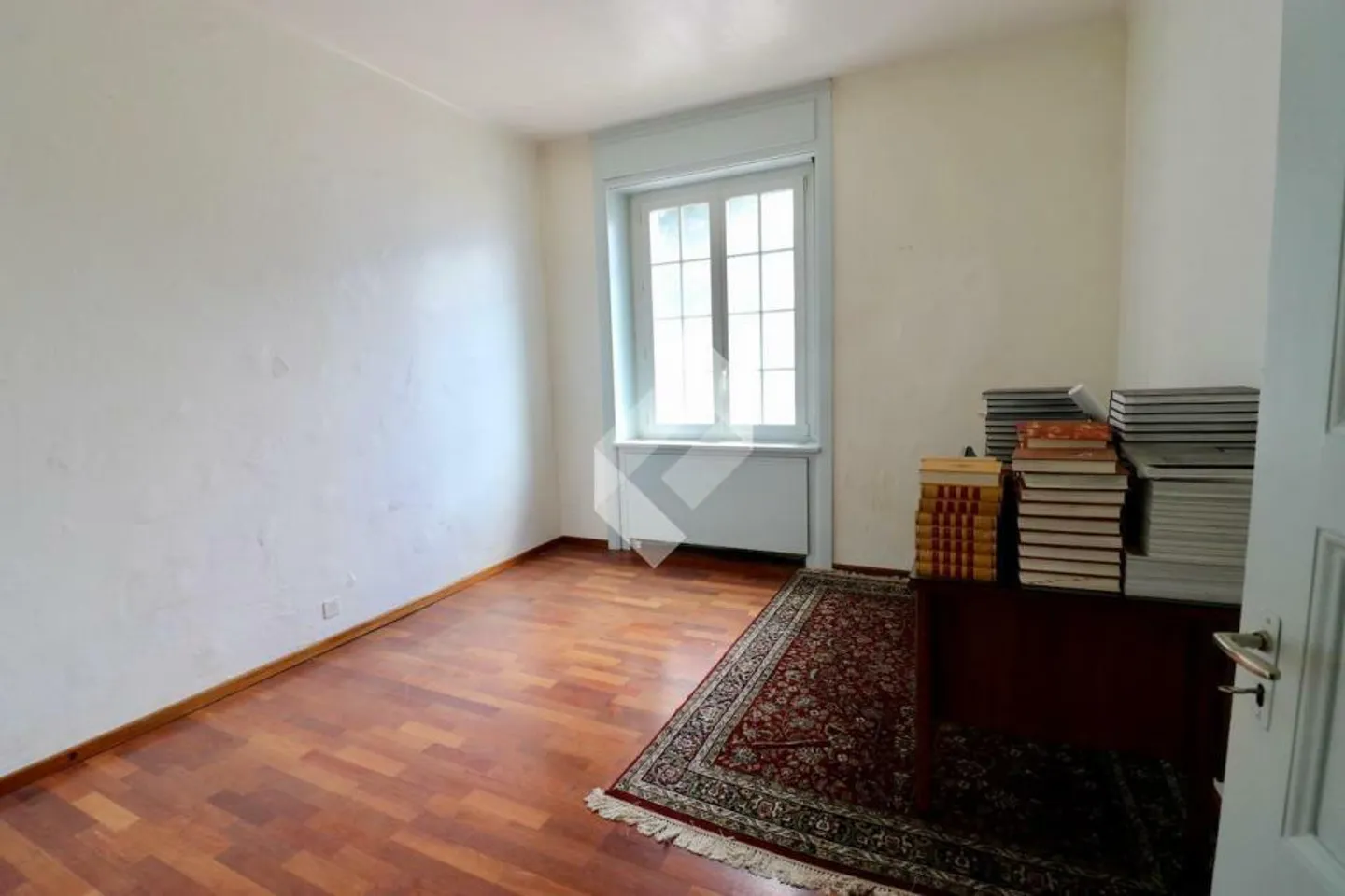 Manor House with 2 Apartments + Attic - Rare Opportunity - Photo 6 of 13